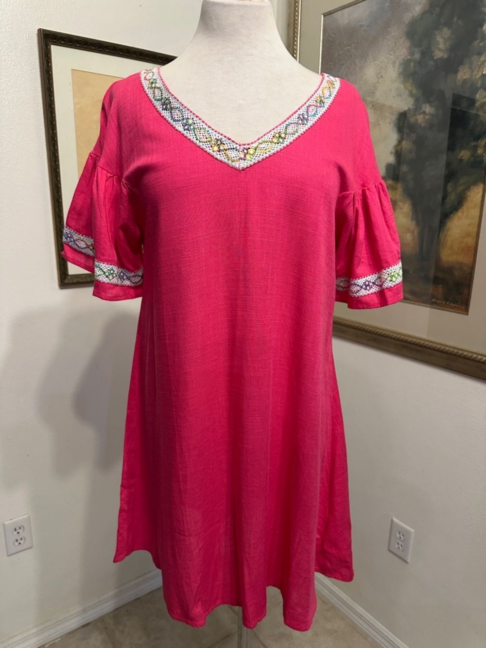 Umgee Bright Pink Embroidered V-Neck Embroidered Linen Dress Size Medium